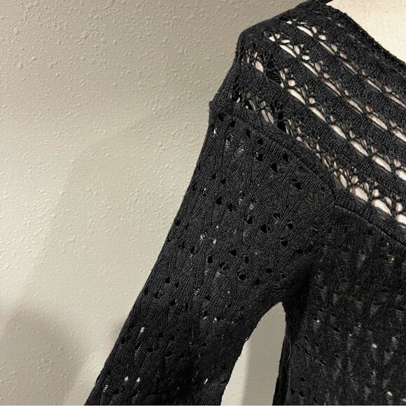 Open knit charcoal color sweater - Picture 8 of 13